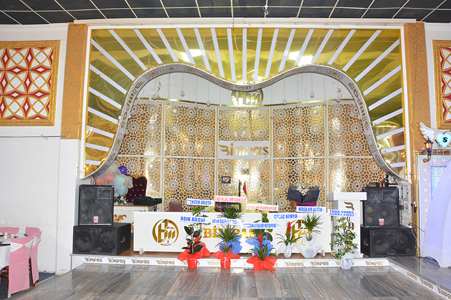 Salonumuzdan Kareler